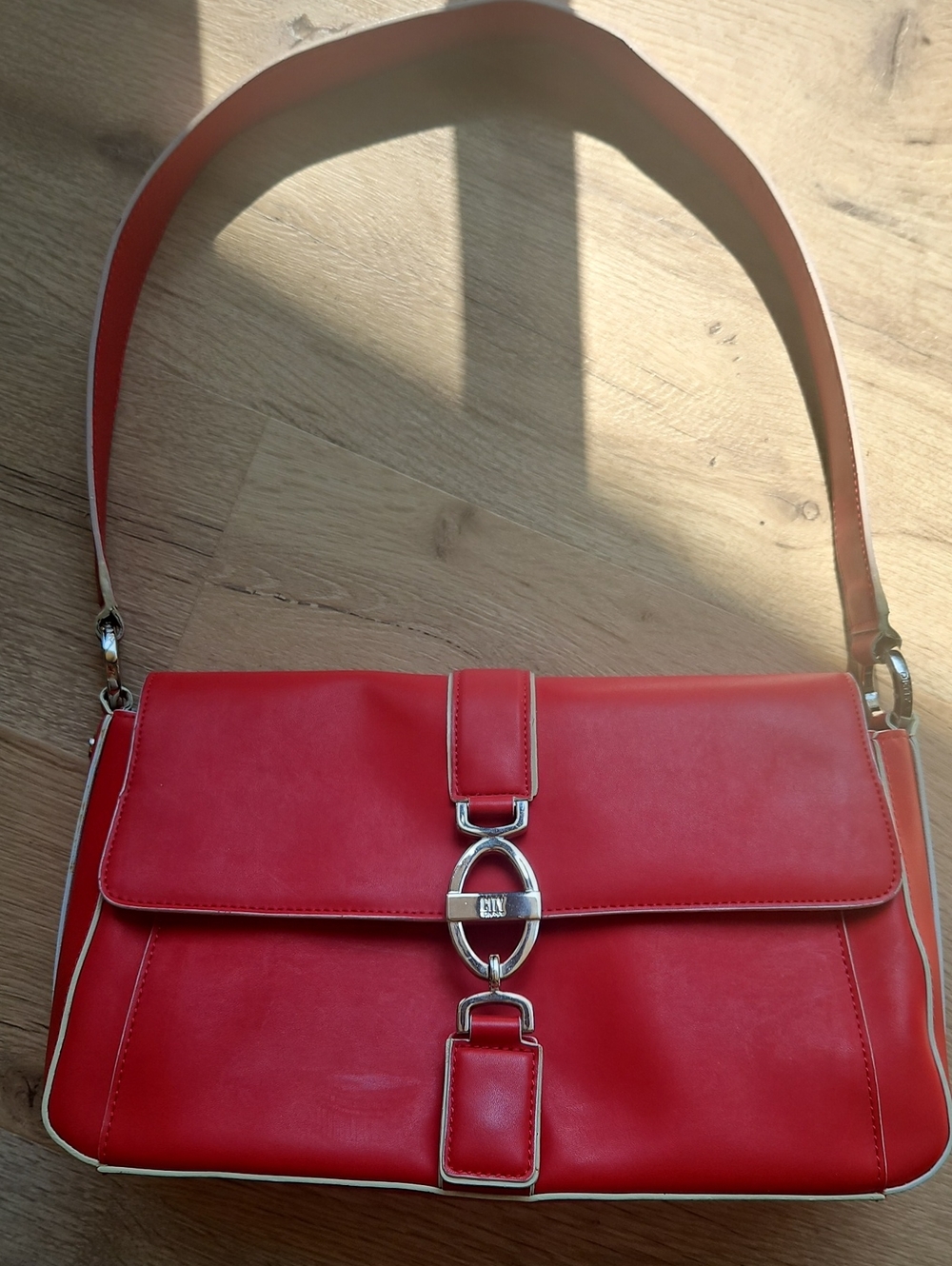 City DKNY Red Shoulder Bag Y2K Silver Hardware Retro 2000s Purse